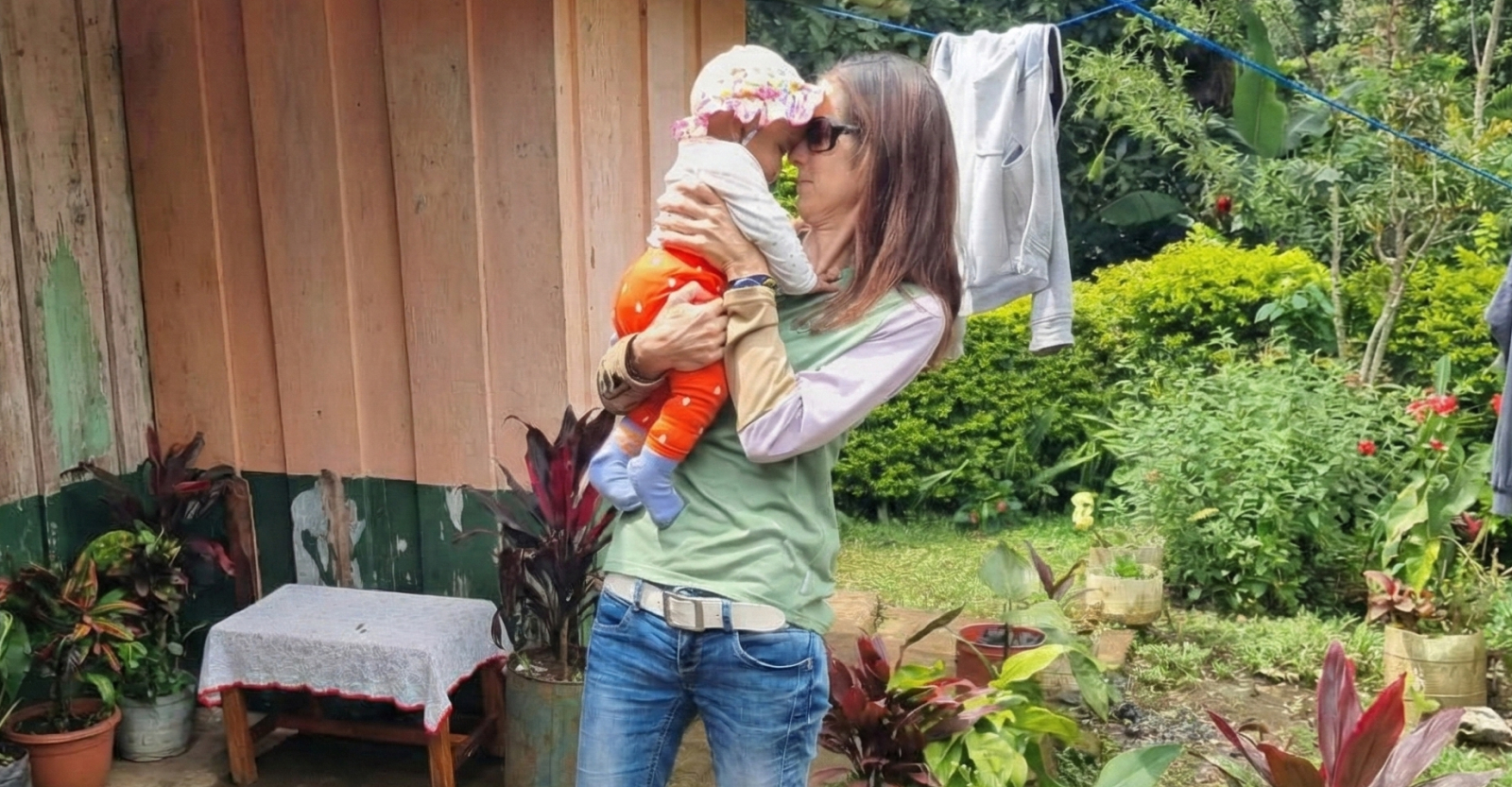 Claudia visiting local family